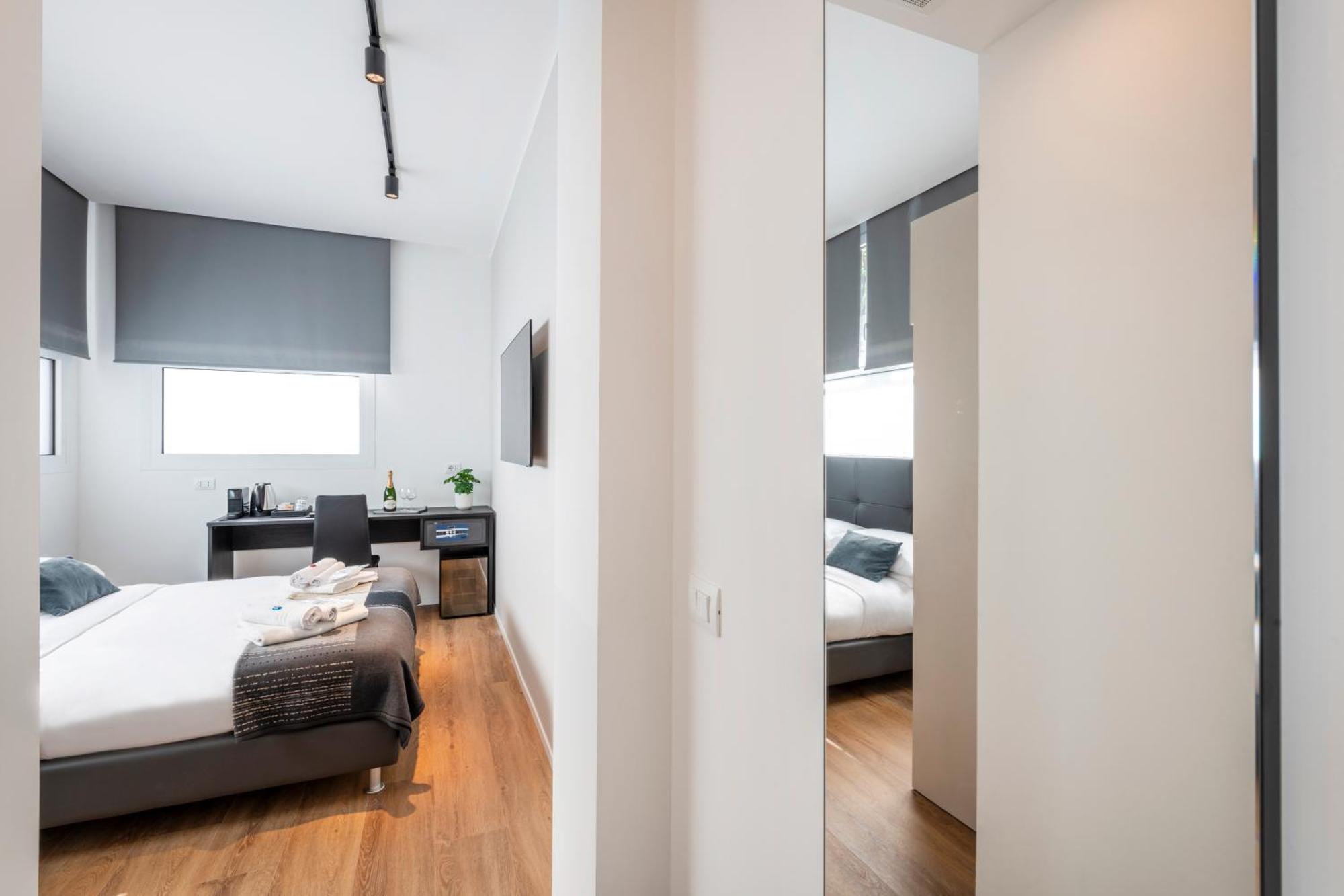 Bnbutler - Inbrera Suites - Giulianova, 1 Milano Ngoại thất bức ảnh
